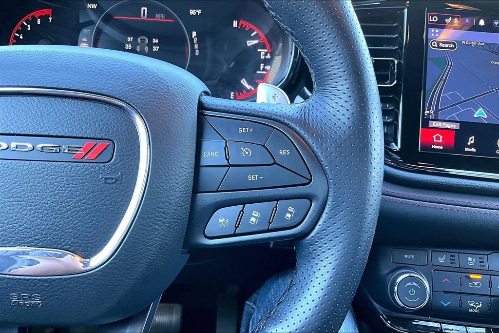 Certified 2025 Dodge Durango R/T AWD/4WD image 7