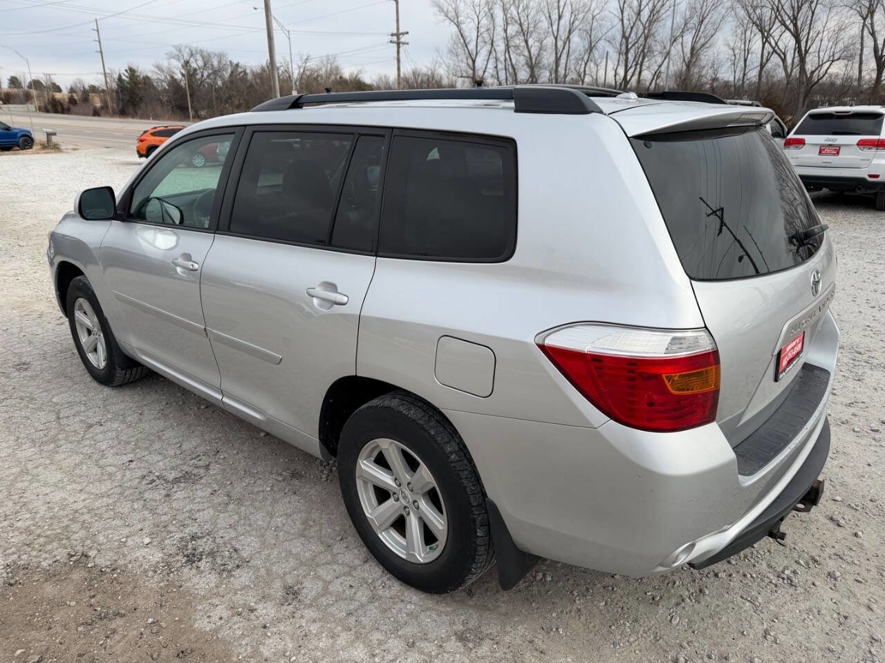 Used 2010 Toyota Highlander SE image 5