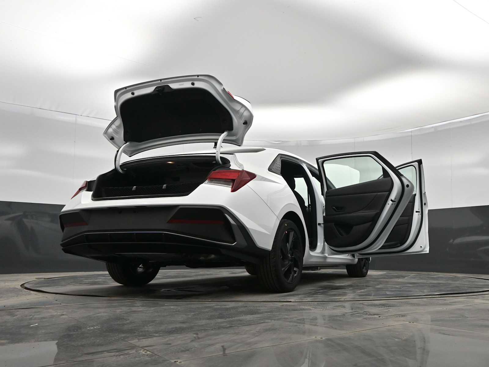 New 2026 Hyundai Elantra Sport w/ Cargo Package image 42