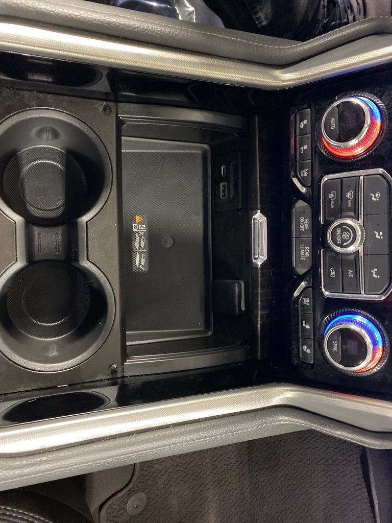 Used 2021 GMC Yukon Denali w/ Denali Premium Package image 56