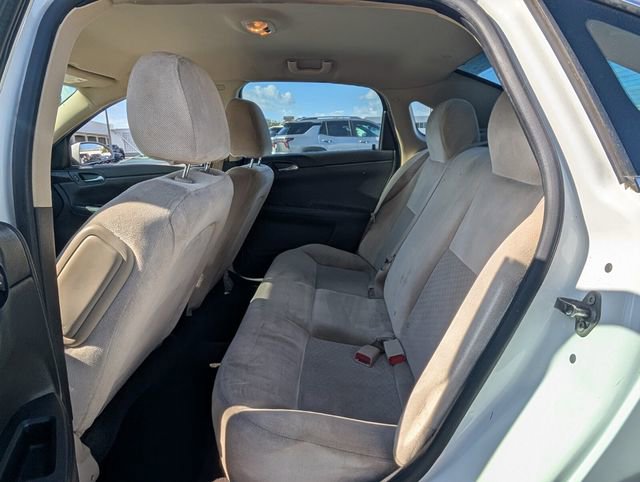 Used 2016 Chevrolet Impala LT FWD image 11