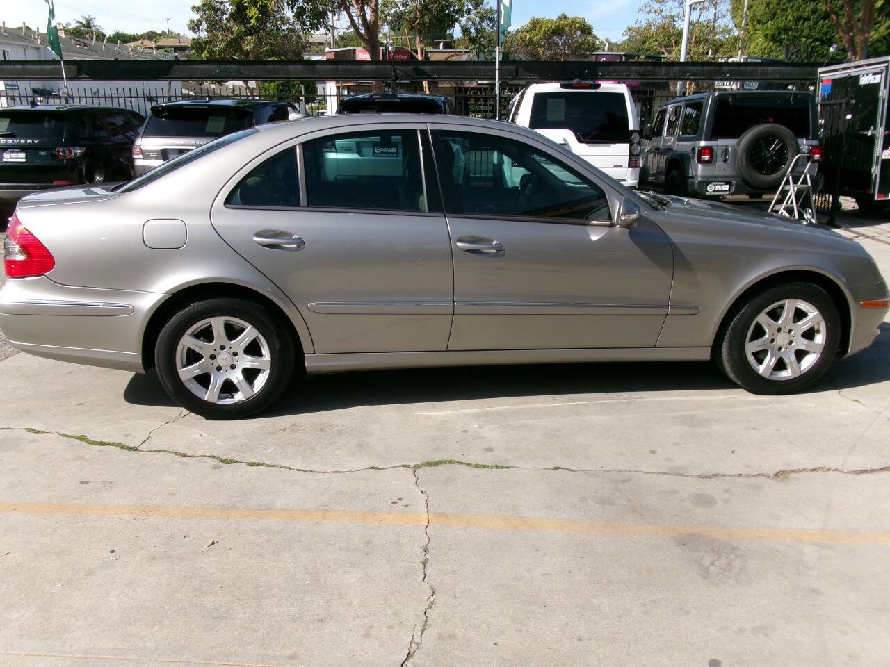 Used 2008 Mercedes-Benz E 320 BlueTEC Sedan image 7