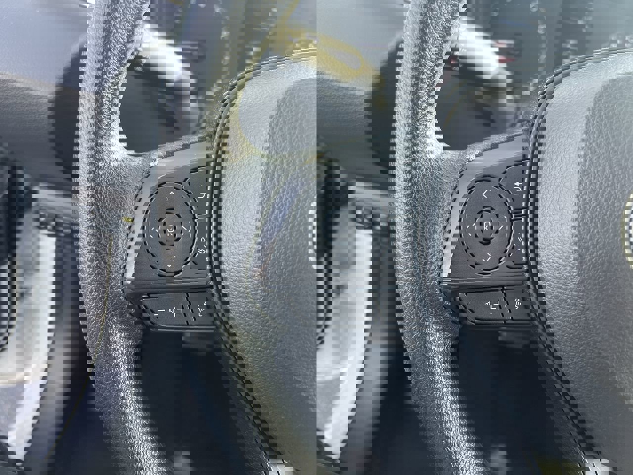 Used 2024 Toyota Corolla LE image 19