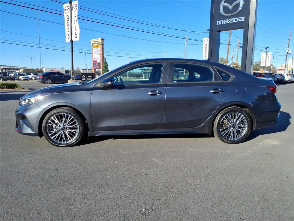 Used 2023 Kia Forte GT-Line w/ GT-Line Premium Package image 2