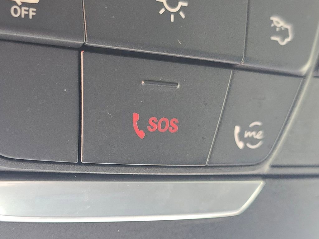 Used 2020 Mercedes-Benz C 300 4MATIC Sedan image 8