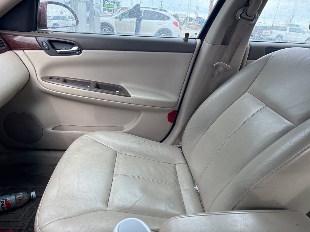 Used 2006 Chevrolet Impala LTZ image 14