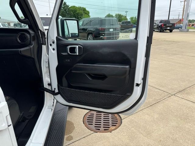 Used 2023 Jeep Gladiator Overland image 22