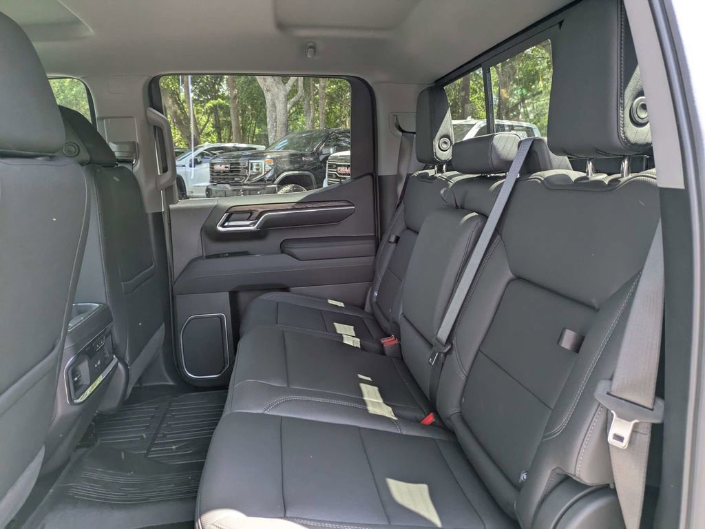 New 2026 GMC Sierra 1500 SLT w/ SLT Premium Plus Package AWD/4WD image 14
