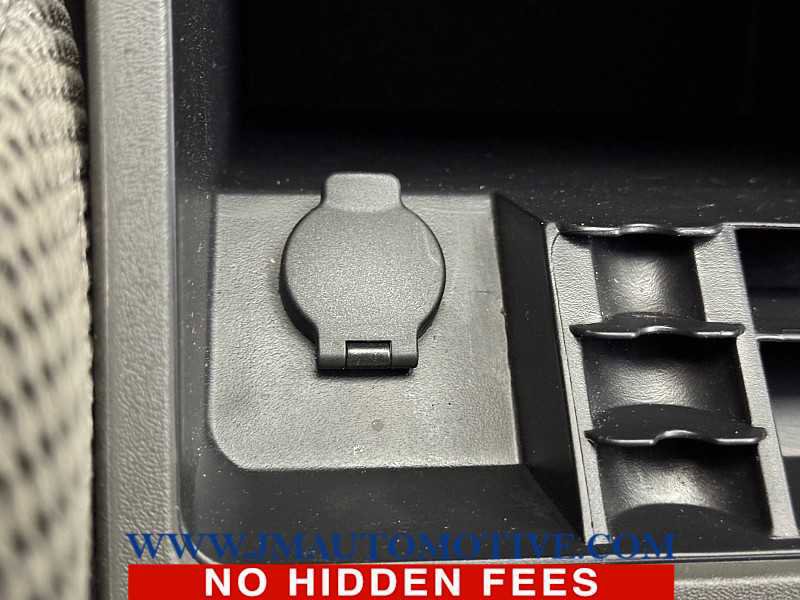 Used 2019 Nissan Frontier SV image 32