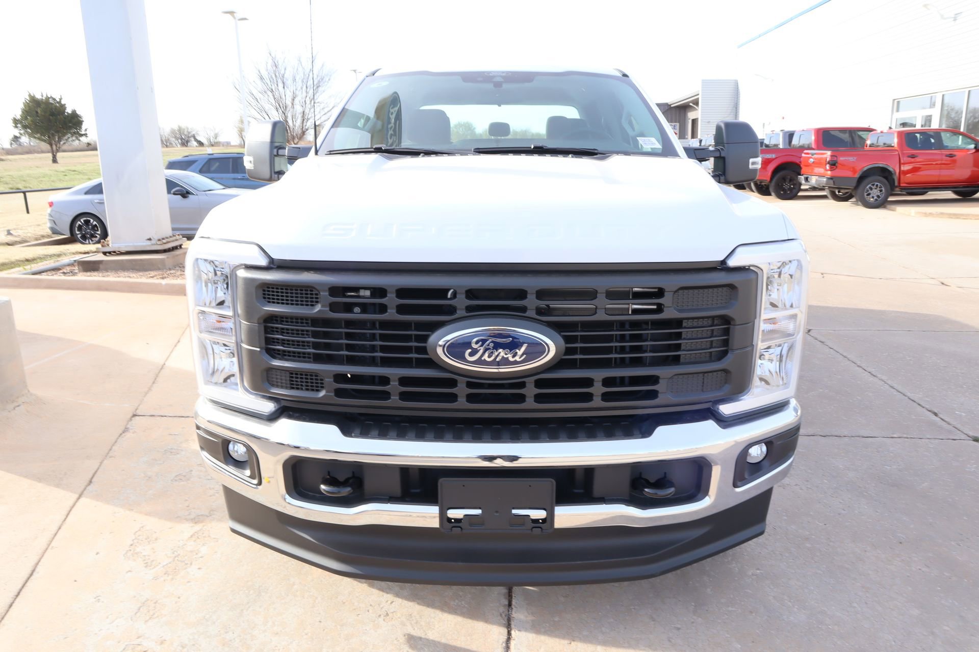 New 2026 Ford F250 XL w/ FX4 Off-Road Package AWD/4WD image 9