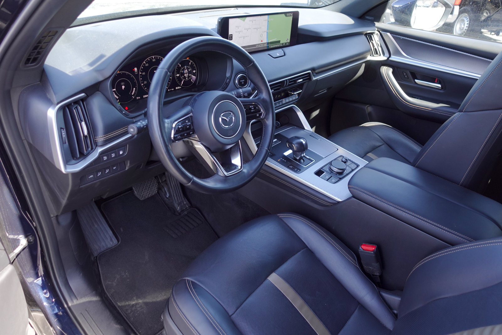 Certified 2024 MAZDA CX-90 Plug-In Hybrid w/ Premium Plus AWD/4WD image 11