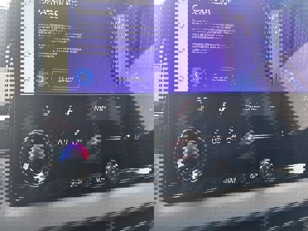 New 2026 Subaru Solterra Premium w/ Premium Convenience Package image 31