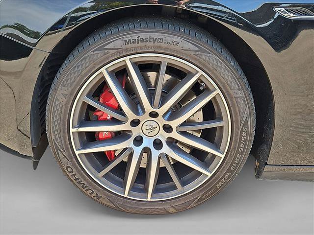 Used 2021 Maserati Ghibli S RWD image 25