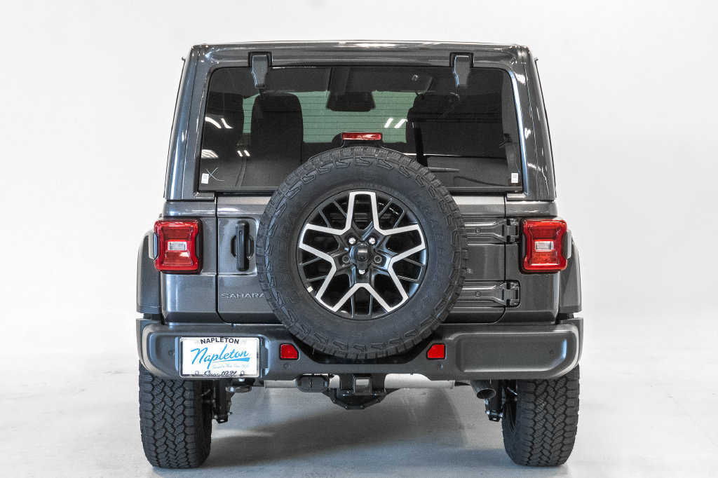 New 2027 Jeep Wrangler Unlimited Sahara AWD/4WD image 27