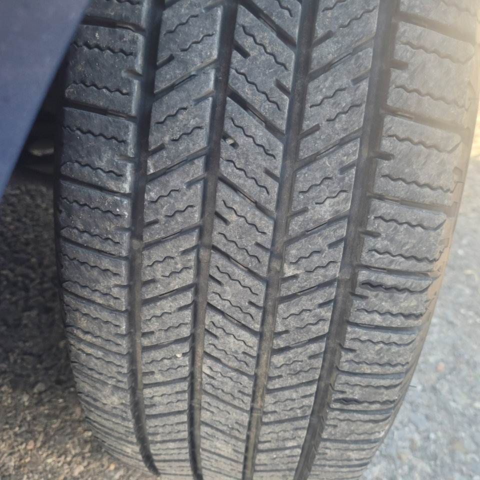 Used 2021 Ford Transit Connect XLT image 39