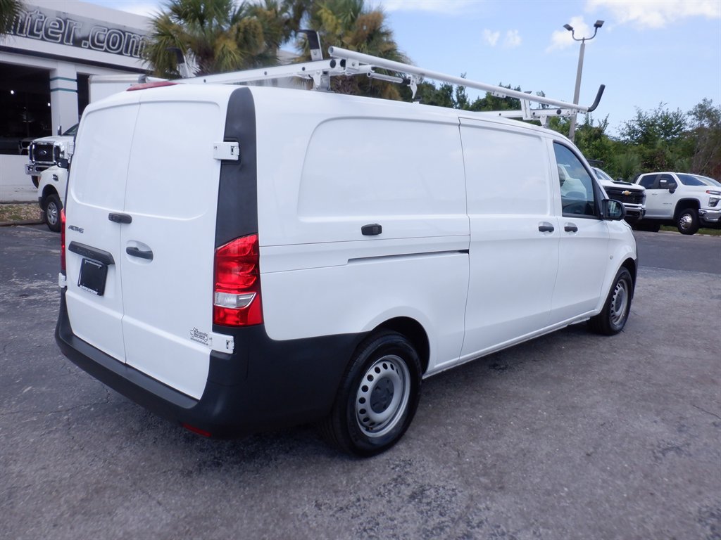 Used 2023 Mercedes-Benz Metris image 6