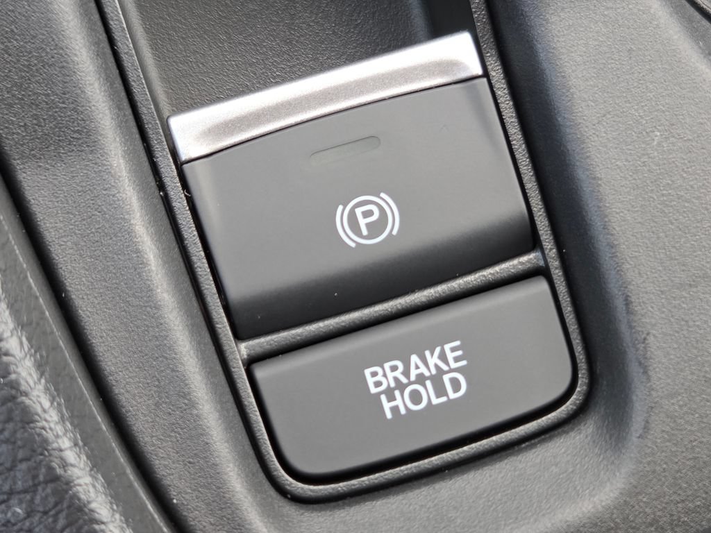 Certified 2025 Honda Accord LX image 6