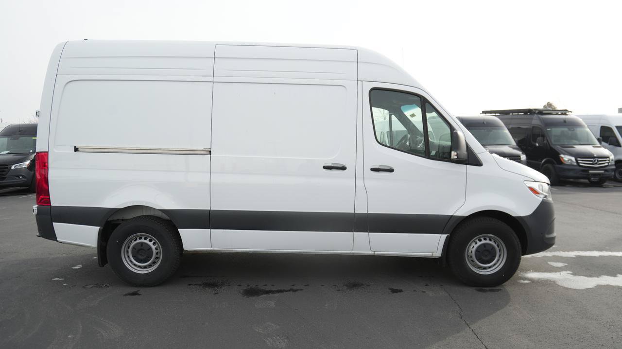 Used 2024 Mercedes-Benz Sprinter 2500 image 5