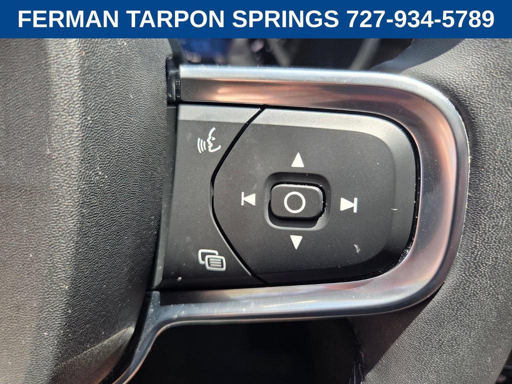 Certified 2024 Volvo XC40 B5 Plus w/ Protection Package Premier AWD/4WD image 29