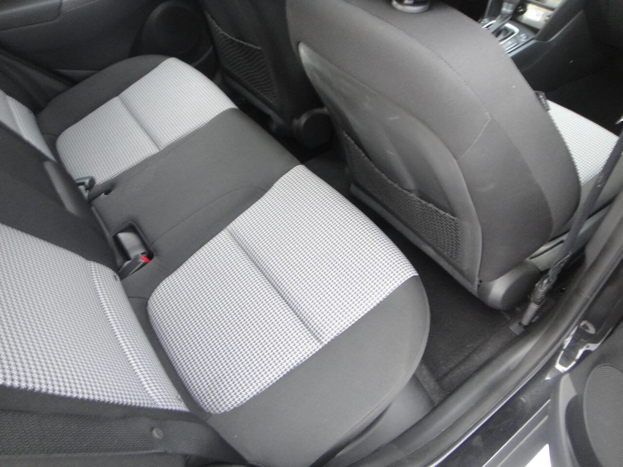 Used 2021 Hyundai Kona SE image 12