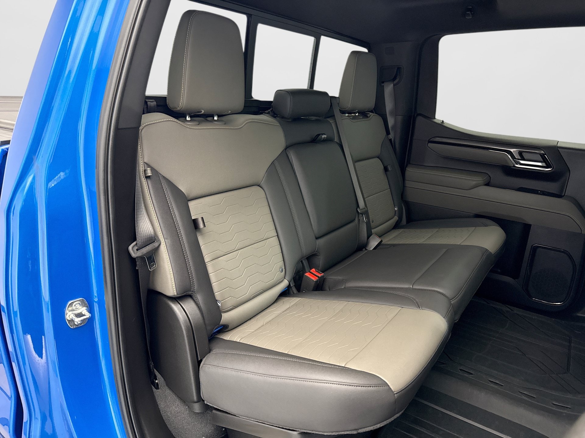 Used 2025 Chevrolet Silverado 1500 ZR2 AWD/4WD image 19