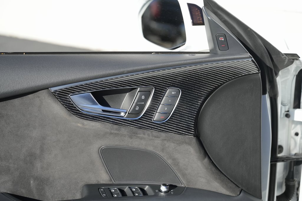 Used 2017 Audi RS 7 Prestige image 36