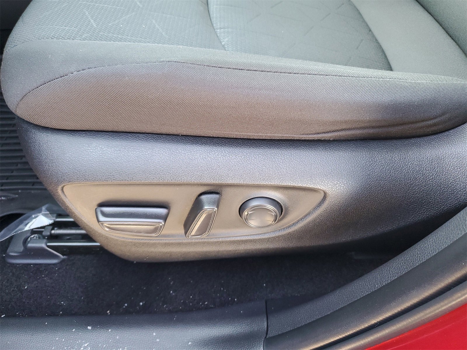 Certified 2024 Toyota RAV4 XLE image 17