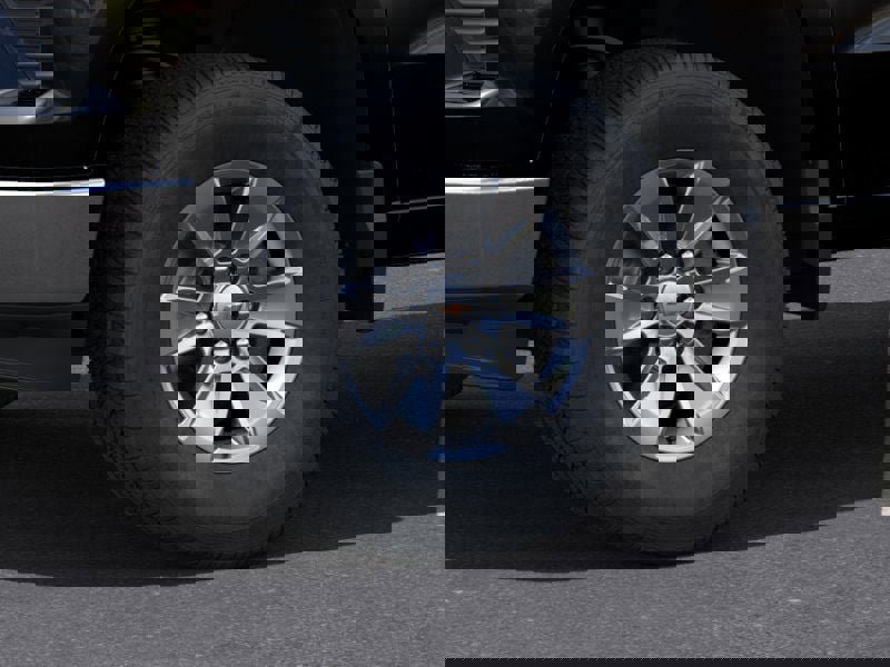 Used 2025 Chevrolet Silverado 1500 LT w/ Safety Package image 57