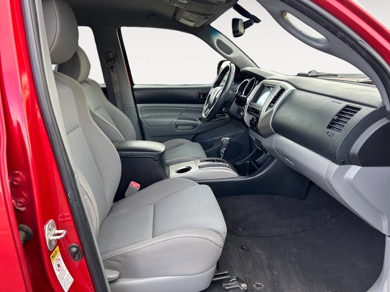 Used 2013 Toyota Tacoma 4x4 Double Cab w/ TRD Off-Road Pkg image 9