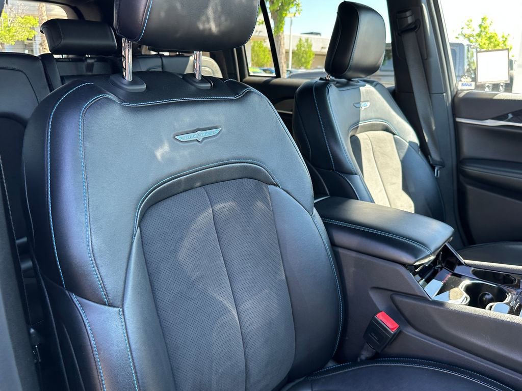 Certified 2022 Jeep Grand Cherokee Trailhawk image 17