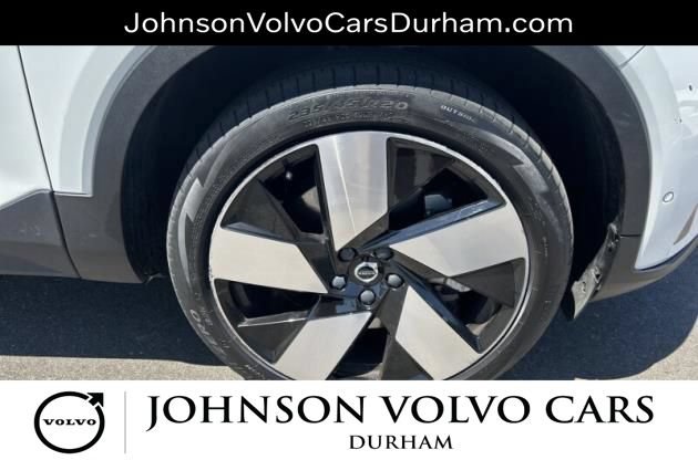 Used 2023 Volvo XC40 Recharge Ultimate w/ Protection Package Premier AWD/4WD image 5
