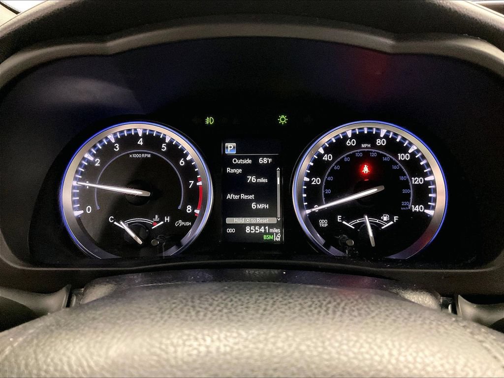 Used 2017 Toyota Highlander XLE w/ Protection Package #3 AWD/4WD image 25