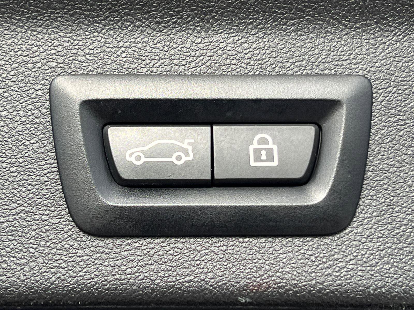 Used 2022 BMW X3 sDrive30i w/ M Sport Package 2 image 19