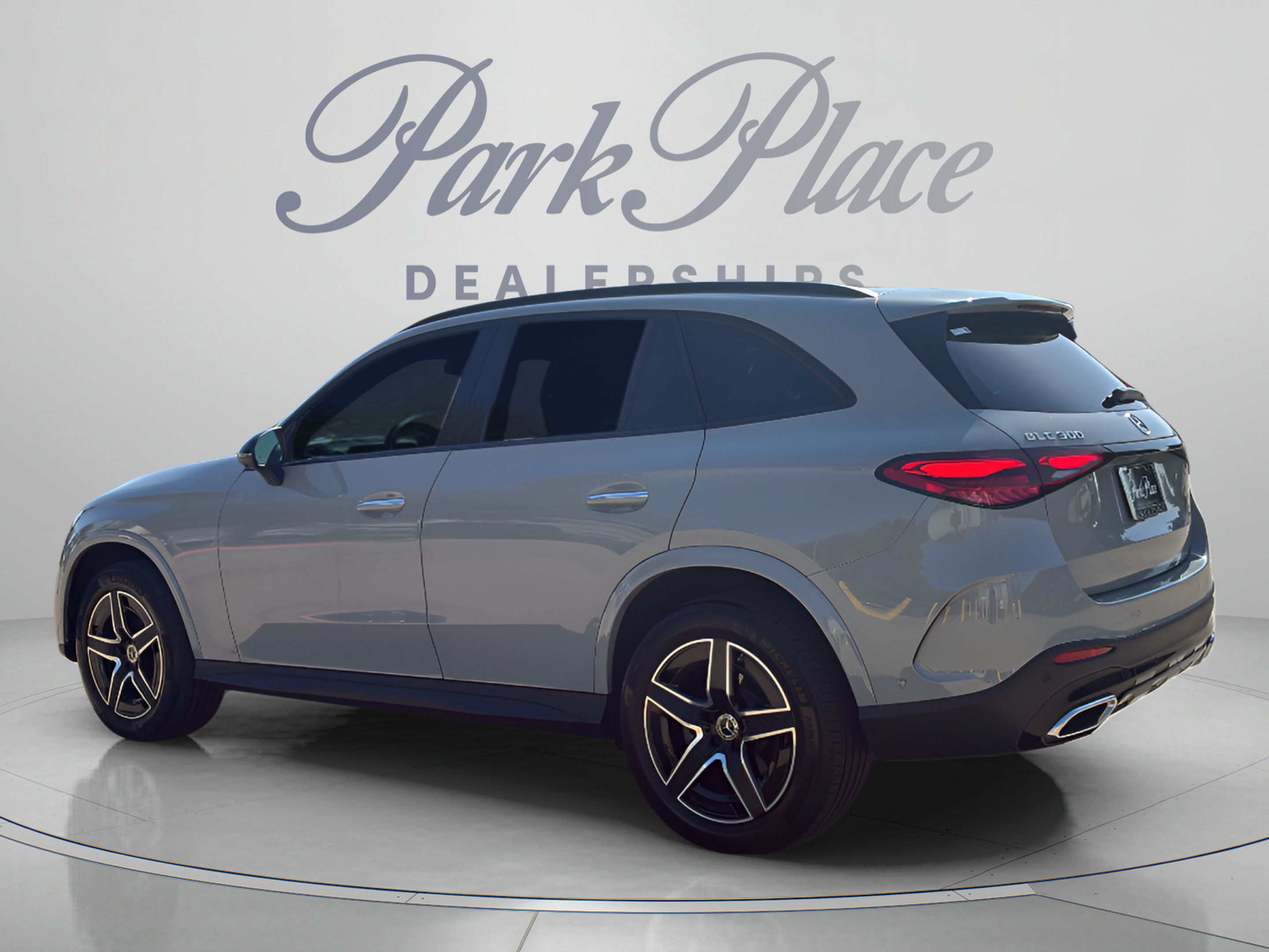 Used 2026 Mercedes-Benz GLC 300 image 24