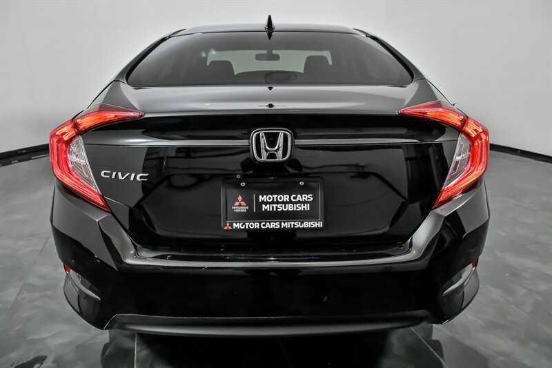 Used 2018 Honda Civic EX image 9