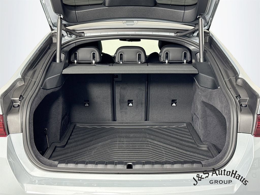 Used 2025 BMW i4 M50 w/ Parking Assistance Package image 33