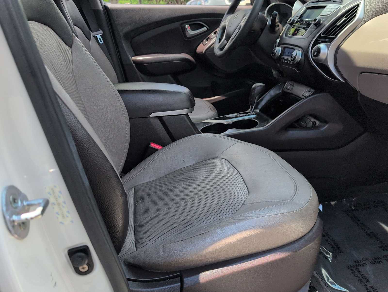 Used 2013 Hyundai Tucson Limited FWD image 20