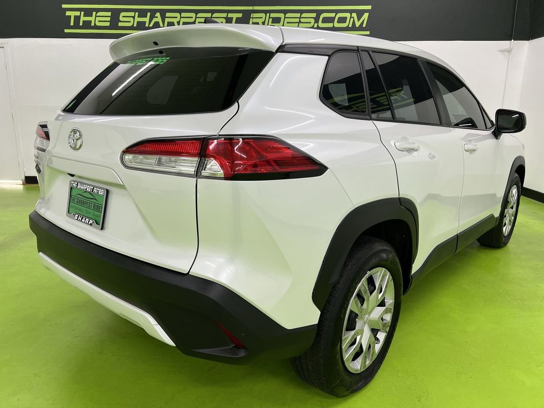 Used 2025 Toyota Corolla Cross L FWD image 9