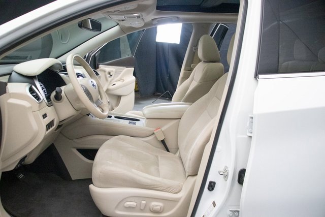 Used 2018 Nissan Murano SV w/ Premium Package image 23