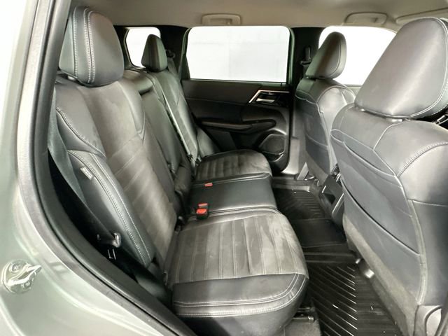 Used 2023 Mitsubishi Outlander SE AWD/4WD image 27