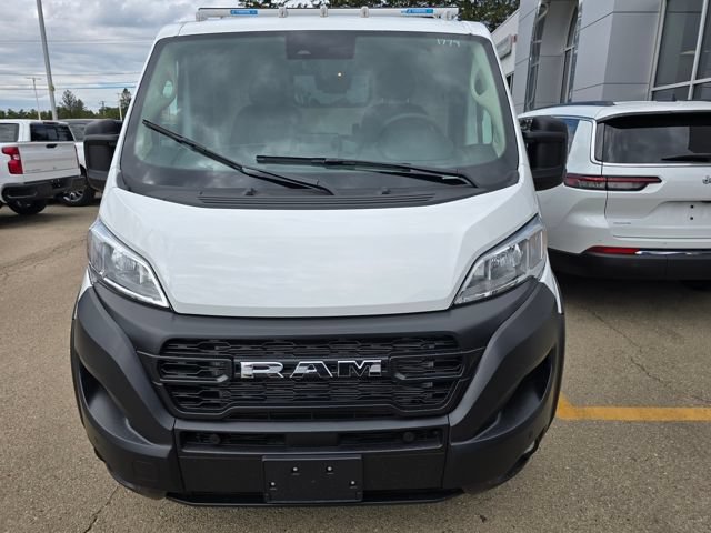 Used 2025 RAM ProMaster 1500 w/ Safety Group FWD image 3