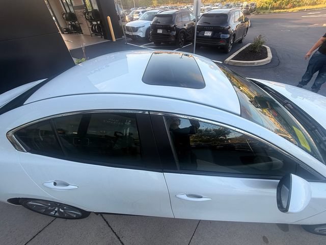 Used 2024 MAZDA MAZDA3 s FWD image 9
