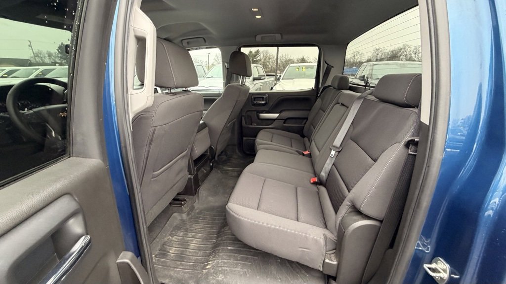 Used 2018 Chevrolet Silverado 1500 LT w/ All Star Edition image 10