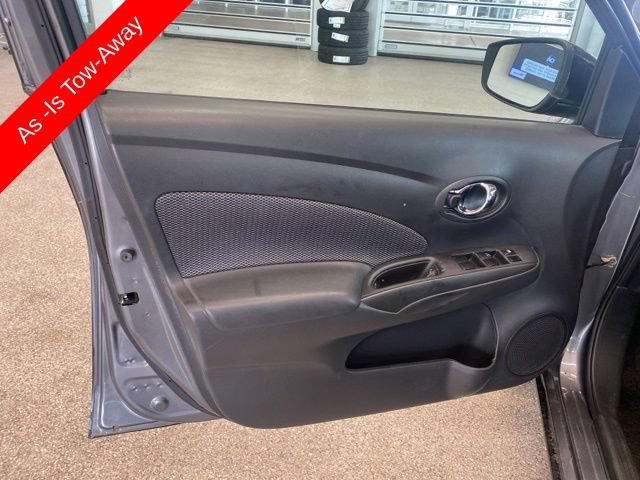 Used 2019 Nissan Versa SV FWD image 21