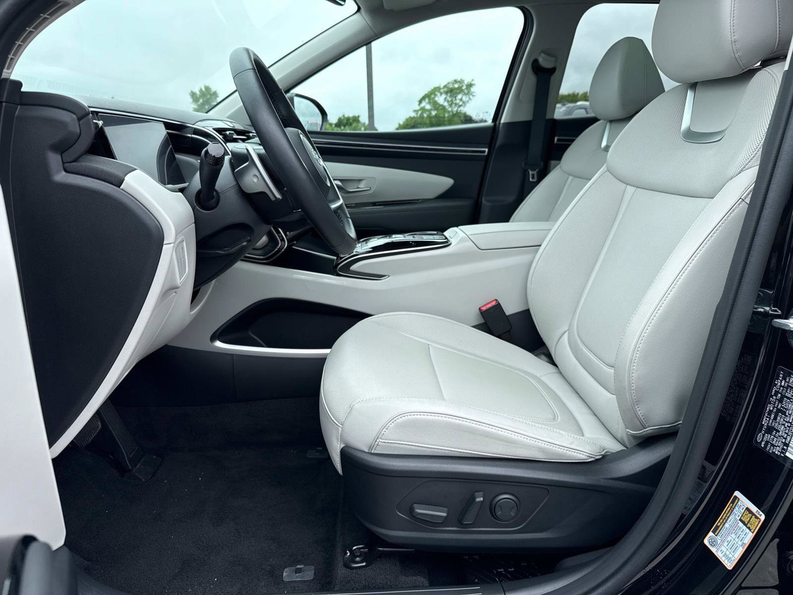 Used 2024 Hyundai Tucson Limited image 23