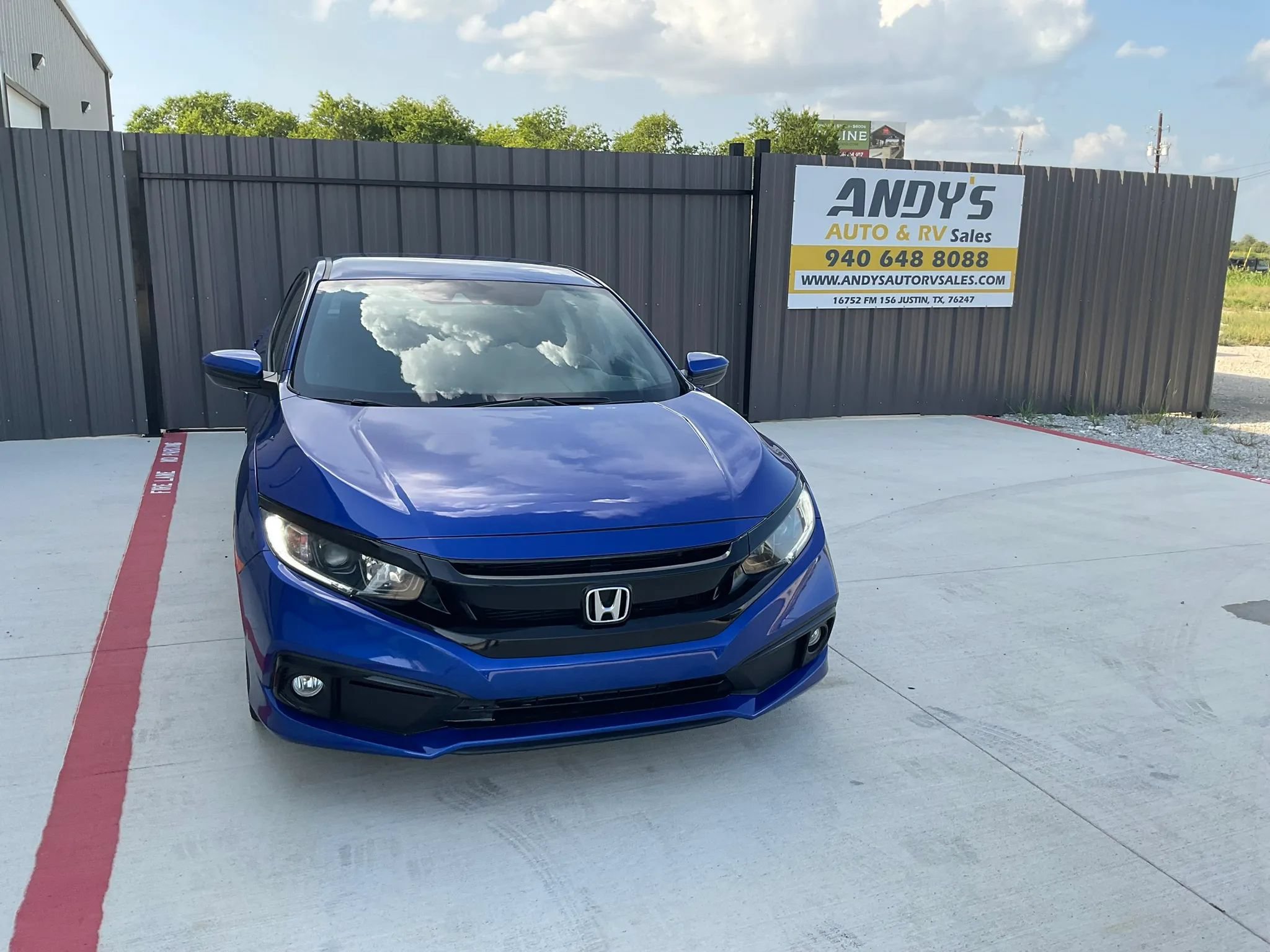 Used 2021 Honda Civic Sport image 2