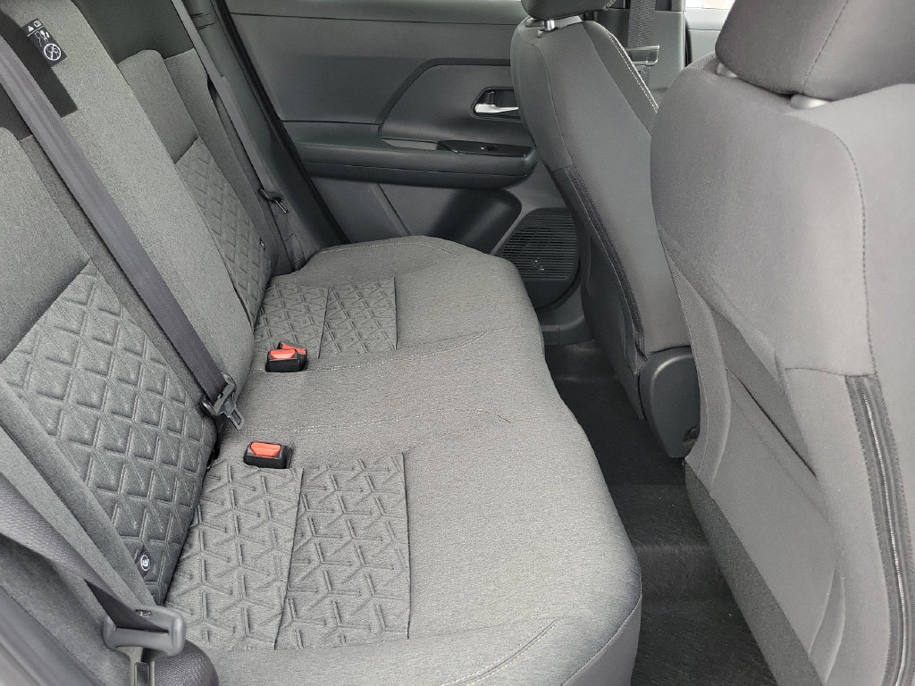 New 2026 Nissan Kicks SV w/ Cold Weather Package FWD image 20