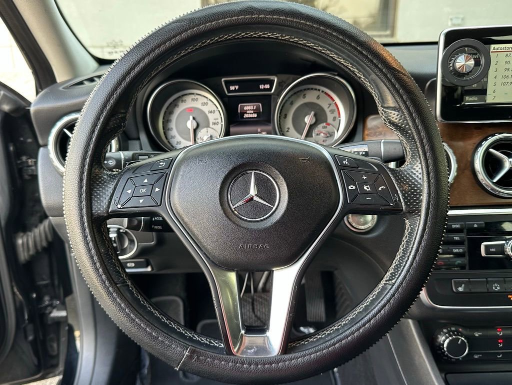 Used 2015 Mercedes-Benz GLA 250 image 35
