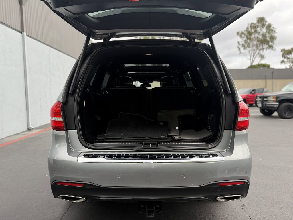 Used 2017 Mercedes-Benz GLS 550 4MATIC image 25