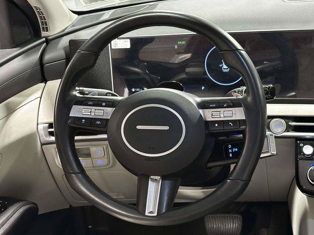 Certified 2025 Hyundai Tucson SEL AWD/4WD image 17